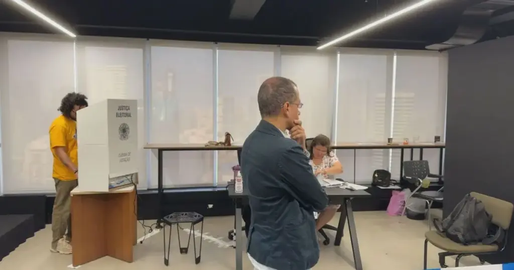 Eleições no exterior: quase um milhão de brasileiros estão aptos a votar