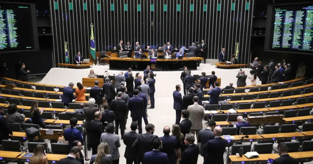 Eleições 2026: Câmara consegue reeleger mais da metade dos deputados