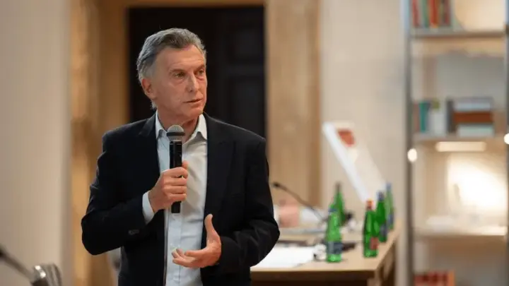 Em meio a silêncio de Milei, Lula agradece Macri após eleição
