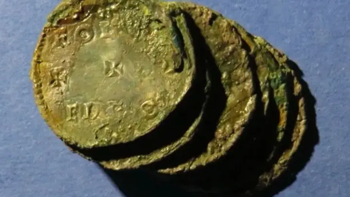 Tesouro medieval achado em Roma revela bairro secreto de ingleses perto do Vaticano