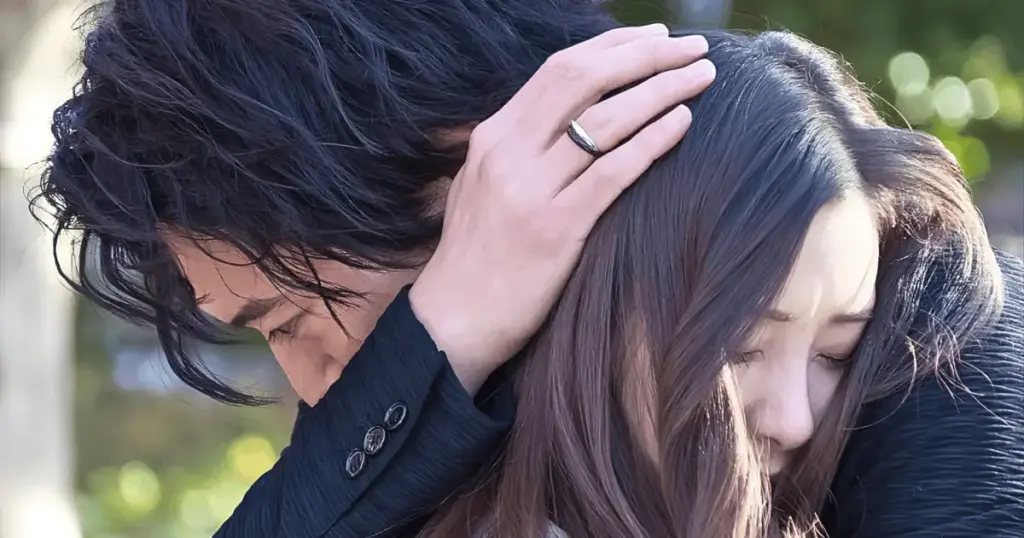 Empresário japonês que inventou festas de divórcio oferece outro serviço: homens bonitos contratados para secar suas lágrimas