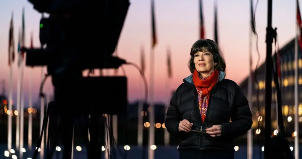 Quem é Christiane Amanpour, âncora internacional há mais de 40 anos na CNN?