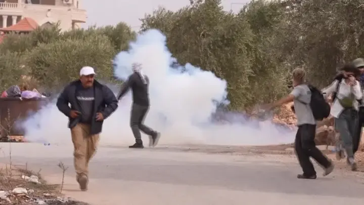 Israel fecha cidade na Cisjordânia após ataque a tiros deixar cinco feridos