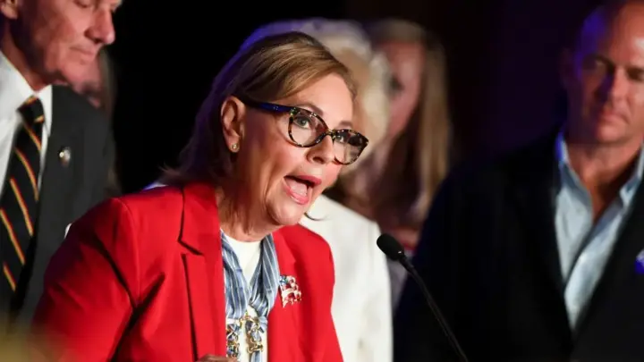 Senadora Republicana diverge de Trump sobre sanções contra a Rússia