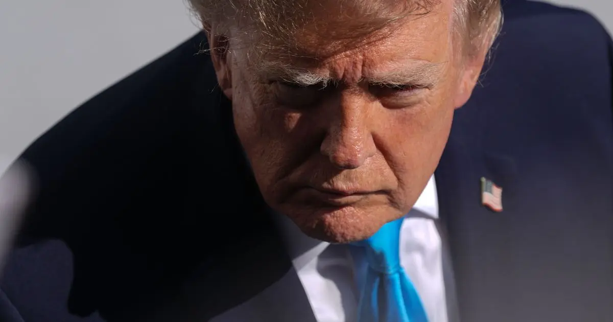 Trump intensifica viagens a estados favoráveis antes das eleições