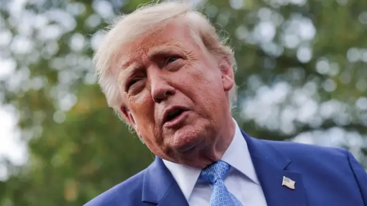 Trump promete ajudar Rússia após infecção misteriosa matar pesquisador