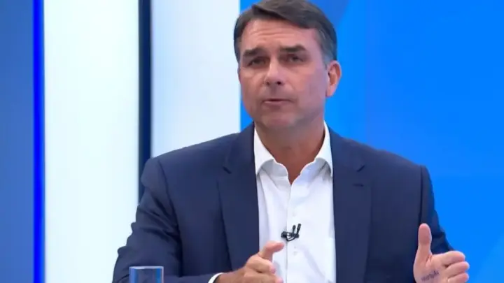 Flávio fala em colocar 30 mil imóveis abandonados em fundo para receitas