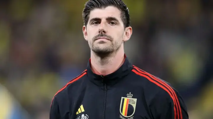 Courtois revela que foi retirado de grupo de WhatsApp da seleção da Bélgica