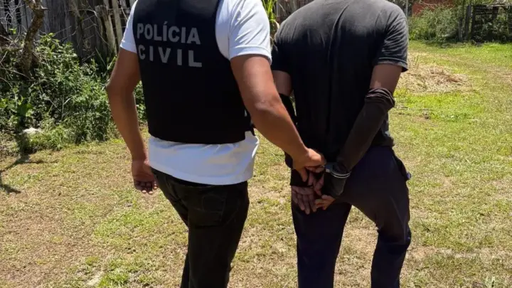 Rio Branco: polícia prende suspeito de divulgar vídeos íntimos da ex-mulher para as amigas e extorquir o atual marido dela