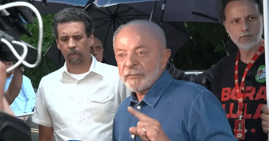 Lula pede prorrogação da votação para evitar prejuízo a eleitores