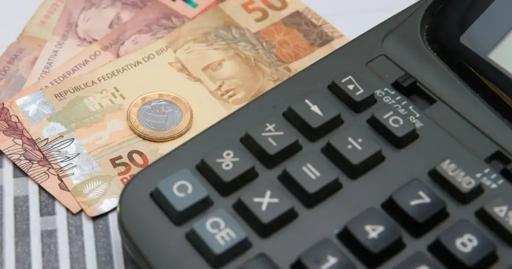 Margem de lucro de empresas brasileiras varia de 13% a 33% do faturamento
