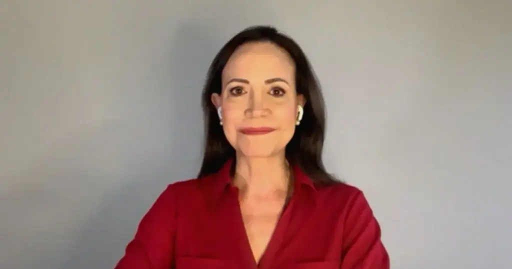 María Corina pede eleições na Venezuela até julho de 2027, diz jornal