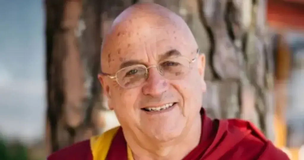 Como ser feliz? Matthieu Ricard, considerado o homem mais feliz do mundo e monge budista, indica os 3 sentimentos que devem ser eliminados da rotina