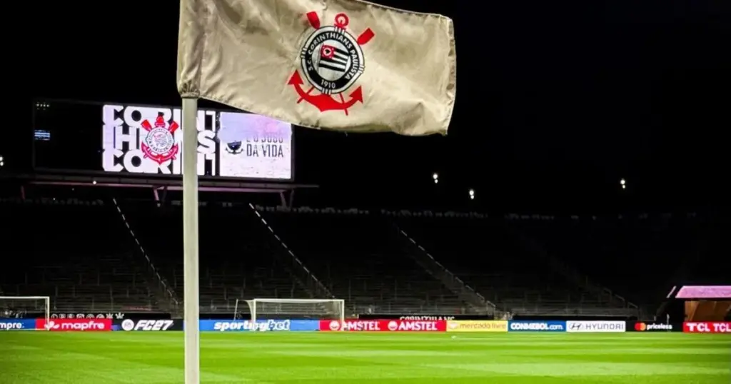 Corinthians suspende patrocínio de conteúdo adulto após decisão da Justiça