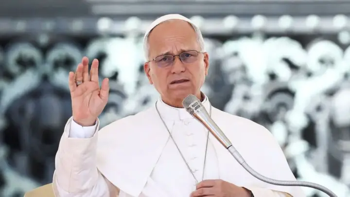 Câncer do papa Leão XIV tem cura? Entenda o que é o adenocarcinoma pulmonar