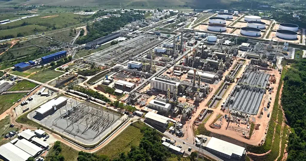 Leilão de gás natural da União vende toda oferta a 23 empresas, ágio de 35%