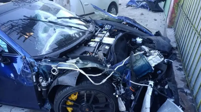 PMs viram réus por liberar motorista de Porsche sem bafômetro após acidente