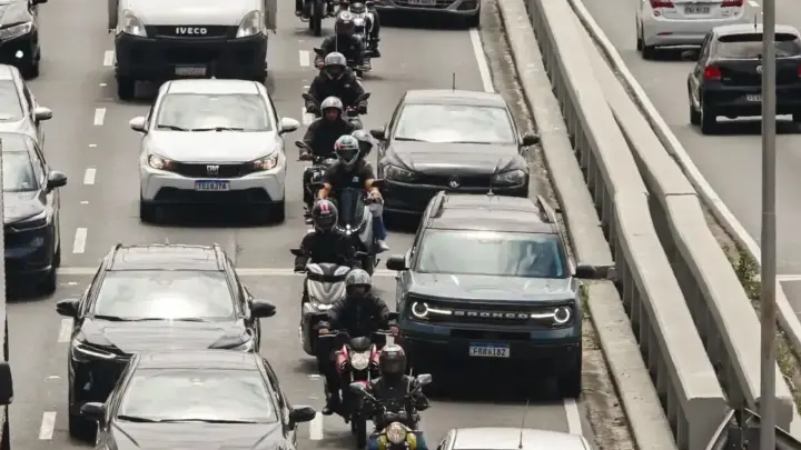 Abraciclo eleva para 6% projeção de alta na produção de motos em 2026