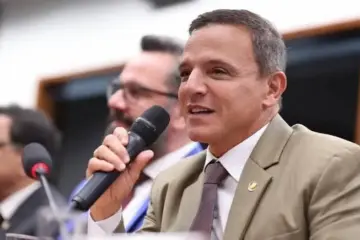 Fim da escala 6×1: Senado aprova conquista trabalhista defendida por Lula; Márcio Bittar se acovarda