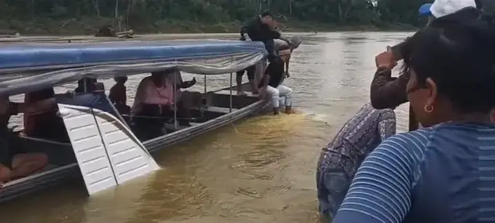 Indígenas resgatam sobreviventes de avião que caiu no interior do Acre: VÍDEO