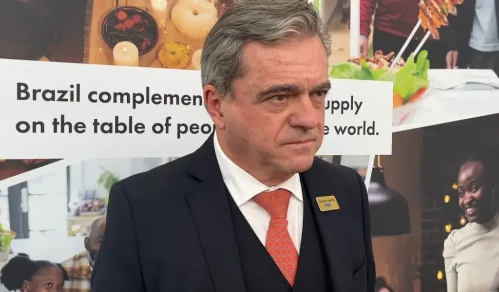 Negócios na SIAL Paris já consideram retomada das vendas de frango à UE