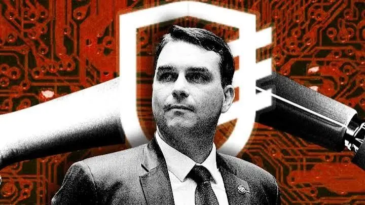 DERROTADO NAS URNAS, FLÁVIO BOLSONARO É INTIMADO POR MORAES A ENTREGAR PASSAPORTES E FICA PROIBIDO DE DEIXAR O BRASIL