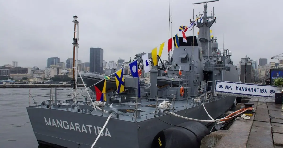 Marinha inaugura novo navio para proteção de plataformas de petróleo e gás