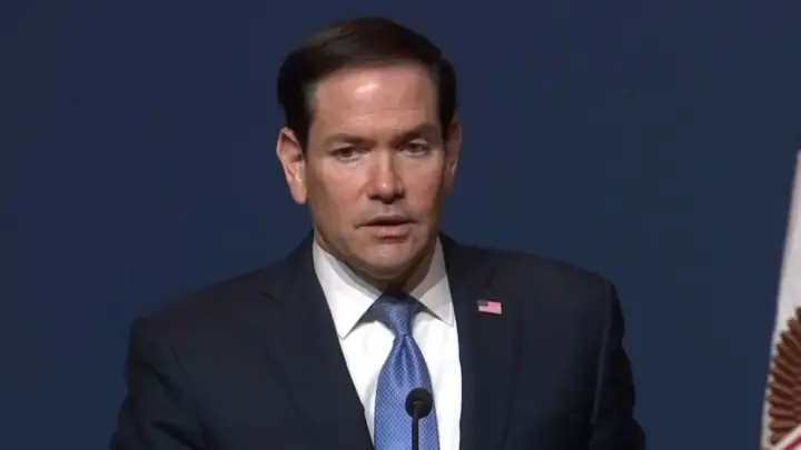 Marco Rubio nega que EUA tenham “facilitado” entrada de Flávio no país