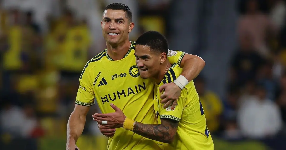 Cristiano Ronaldo dá show e marca hat-trick em vitória do Al-Nassr