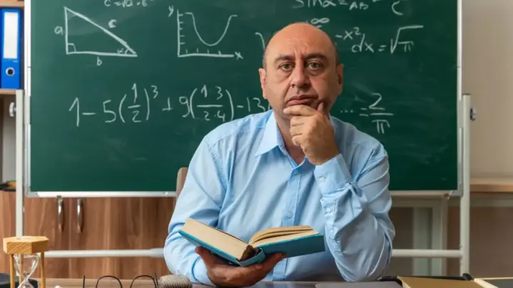 Número de professores está reduzindo no Brasil: como reverter situação?