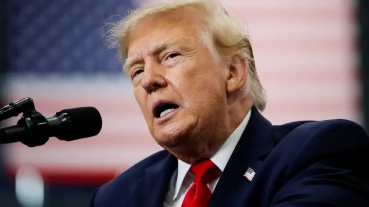 Aprovação de Donald Trump nunca esteve tão baixa, mostra levantamento