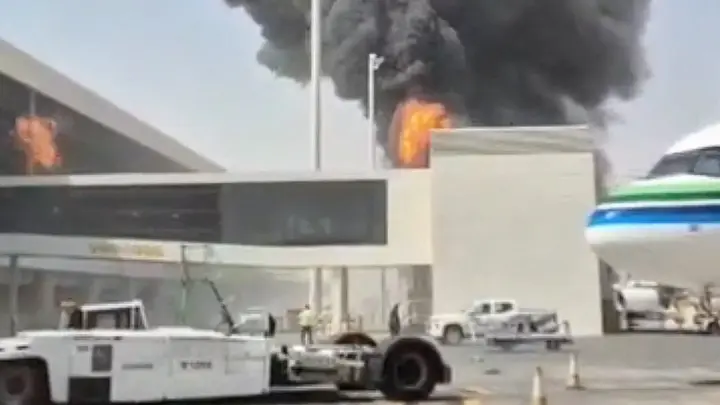 Arábia Saudita promete resposta após ataque rebelde em aeroporto