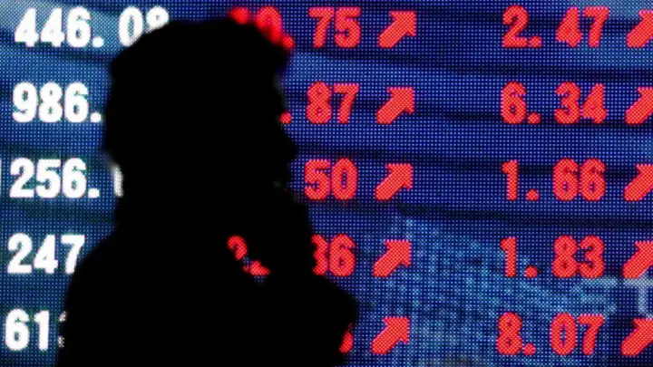 Bolsas da Ásia sobem, mas petróleo e temores com IA limitam ganhos
