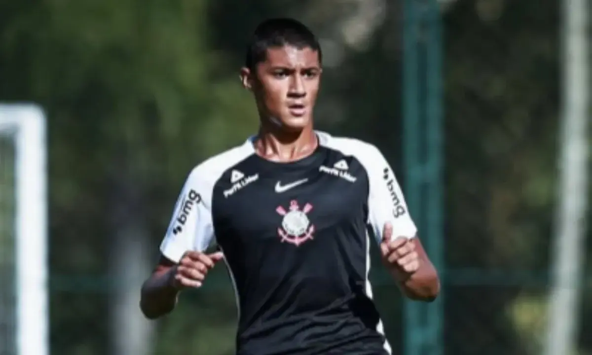 Brasil tem três jogadores entre as 60 maiores promessas do futebol