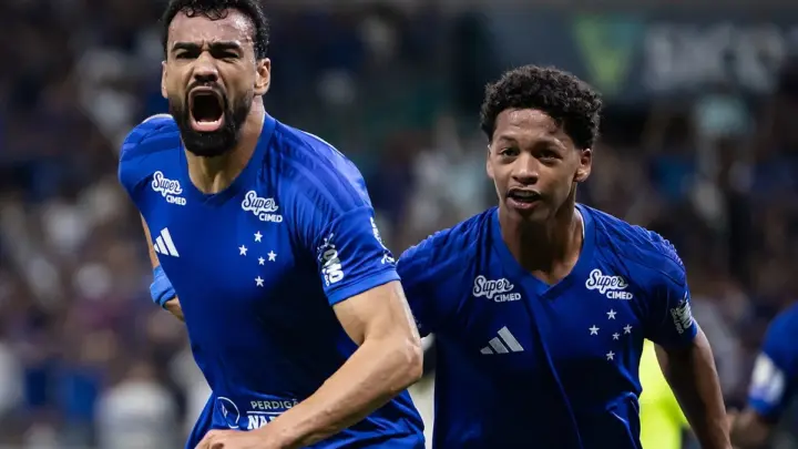 Brasileirão: Fabrício Bruno marca e Cruzeiro vence o Remo no Mineirão