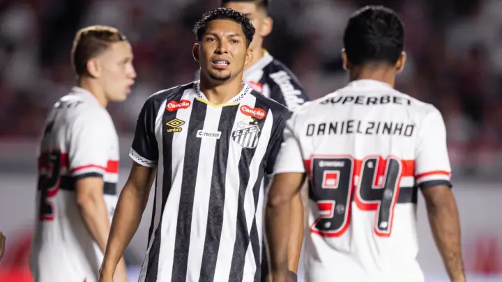 Brasileirão: São Paulo defende tabu de 6 anos em clássico contra o Santos