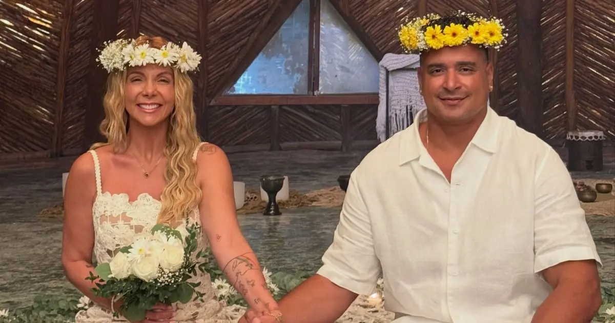 Carla Perez e Xanddy celebram 25 anos de casamento no México