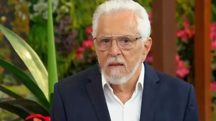 Carlos Alberto de Nóbrega fará cirurgia no coração após infecção por vírus