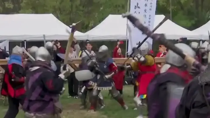 Trazendo a Idade Média para a China moderna, combate medieval ganha espaço