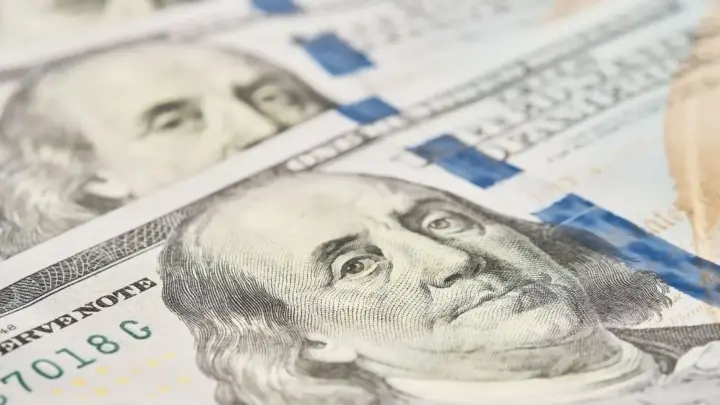 DXY: entenda índice que acompanha força do dólar no mercado global