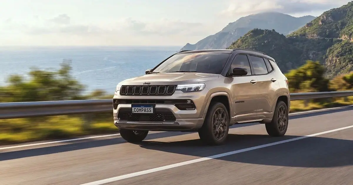 Novo Jeep Compass 2027 agora tem sistema híbrido 48V; saiba os preços