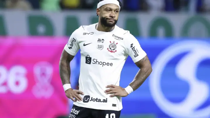 Corinthians informa lesões de Memphis Depay e Gabriel Paulista