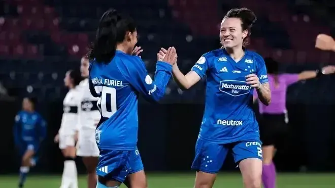Cruzeiro bate Olimpia e garante liderança do grupo na Libertadores feminina