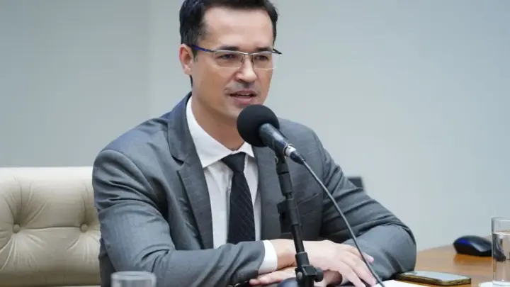 PGE pede que TSE mantenha candidatura de Deltan Dallagnol ao Senado pelo PR