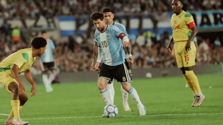 Lionel Messi se aposenta da Argentina: veja todos os títulos pela seleção