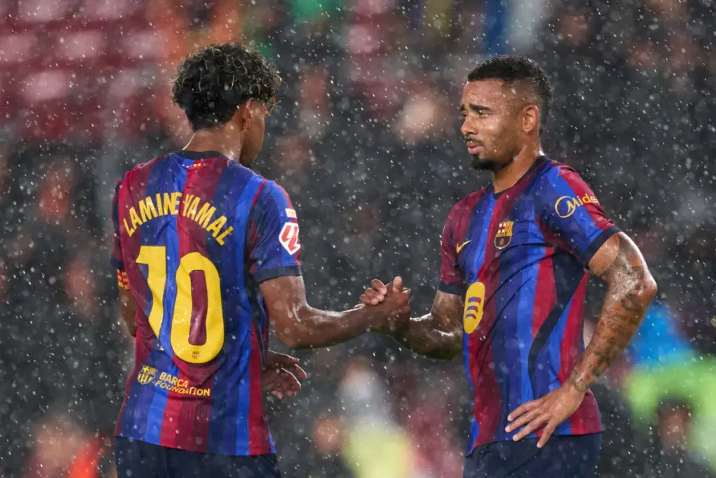 Diante do Betis, Barcelona tenta manter invencibilidade na temporada