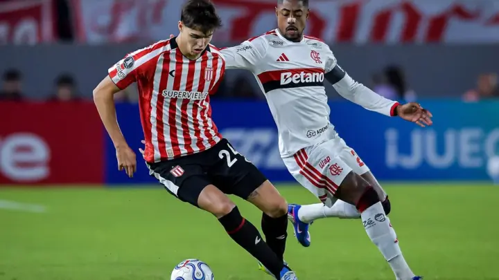Em seis jogos, Flamengo nunca perdeu para Estudiantes como mandante