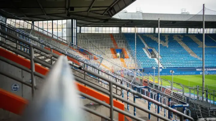 Clube da Alemanha impede os próprios torcedores de saltar no estádio