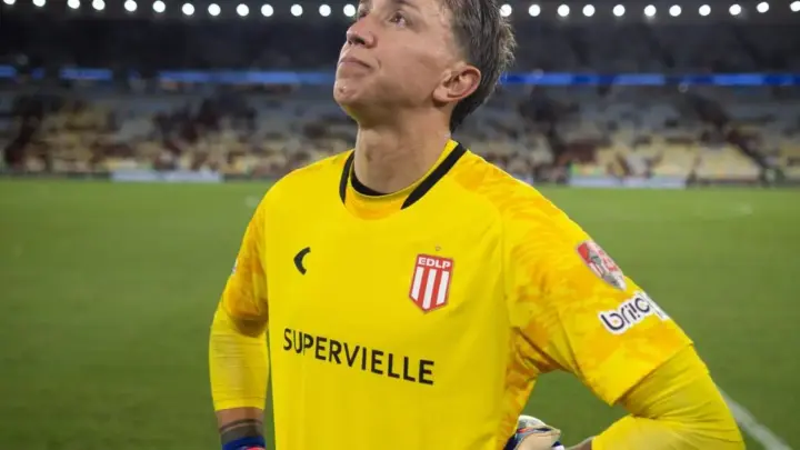 Herói contra o Flamengo, Muslera precisou superar falhas na Copa do Mundo