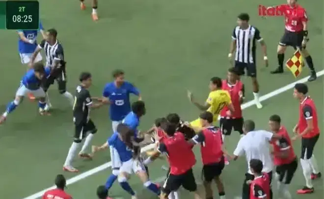 Final do Mineiro sub-20 tem pancadaria generalizada e cinco expulsões; veja